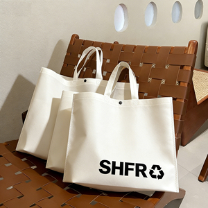 Bolsa Laminada No Tejida Tipo C para Tienda de Ropa, Bolsa de Compras Portátil, Bolsas Publicitarias Tipo <span class=keywords><strong>Camiseta</strong></span> No Tejidas - Product Image 2