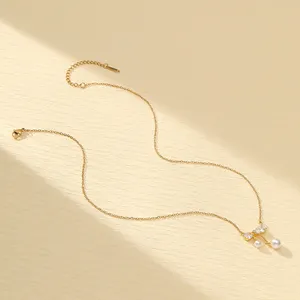 Neuzugang glänzender hohl schmetterlingsanhänger-Halsband mit kubischem Zirkon-Bogenknoten Perlen-Charms-Halsband feines Design Schmuck-als Geschenk
