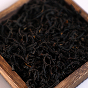 Бесплатные образцы B-001: Настраиваемый красный чай с плато Яндин, черный чай из Юньнани, повышает иммунитет, рассыпной чай, прямые продажи с завода - Product Image 3