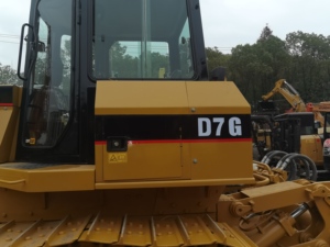 Excelente estado usado Caterpillar CAT D7G Crawler Bulldozer Dozer Máquina japonesa de segunda mano CATD7G en venta - Product Image 2