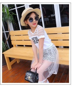 Vêtements pour enfants coréens en gros, ensemble robe et t-shirt en coton imprimé avec lettres pour bébé fille - Product Image 4