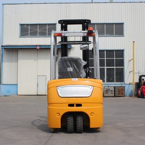 Chariot élévateur électrique à trois roues de 1,8 tonne à moteur AC à économie d'énergie pour le <span class=keywords><strong>service</strong></span> de manutention de marchandises en vente au détail avec certification CE - Product Image 5