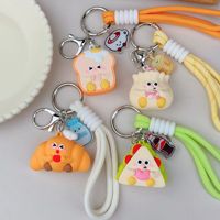 Porte-clés en PVC mignon en forme de petit-déjeuner simulé (œuf frit et toast), petit pendentif, breloque de sac à dos de dessin animé, chaîne à suspendre, petit cadeau