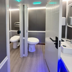 Remolque <span class=keywords><strong>de</strong></span> baño al aire libre prefabricado portátil móvil <span class=keywords><strong>de</strong></span> fábrica, remolque <span class=keywords><strong>de</strong></span> baño portátil, remolque <span class=keywords><strong>de</strong></span> baño portátil a la venta - Product Image 3