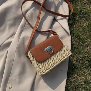 Nouveauté 2025 Sac à bandoulière de luxe pour femme, taille moyenne, en PU, avec rabat, style selle, sac messager, toutes saisons, portable, doublure en polyester tressé - Product Image 2