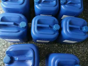 Agente antiruggine antiruggine multifunzionale industriale per agente ausiliario chimico in acciaio - Product Image 4