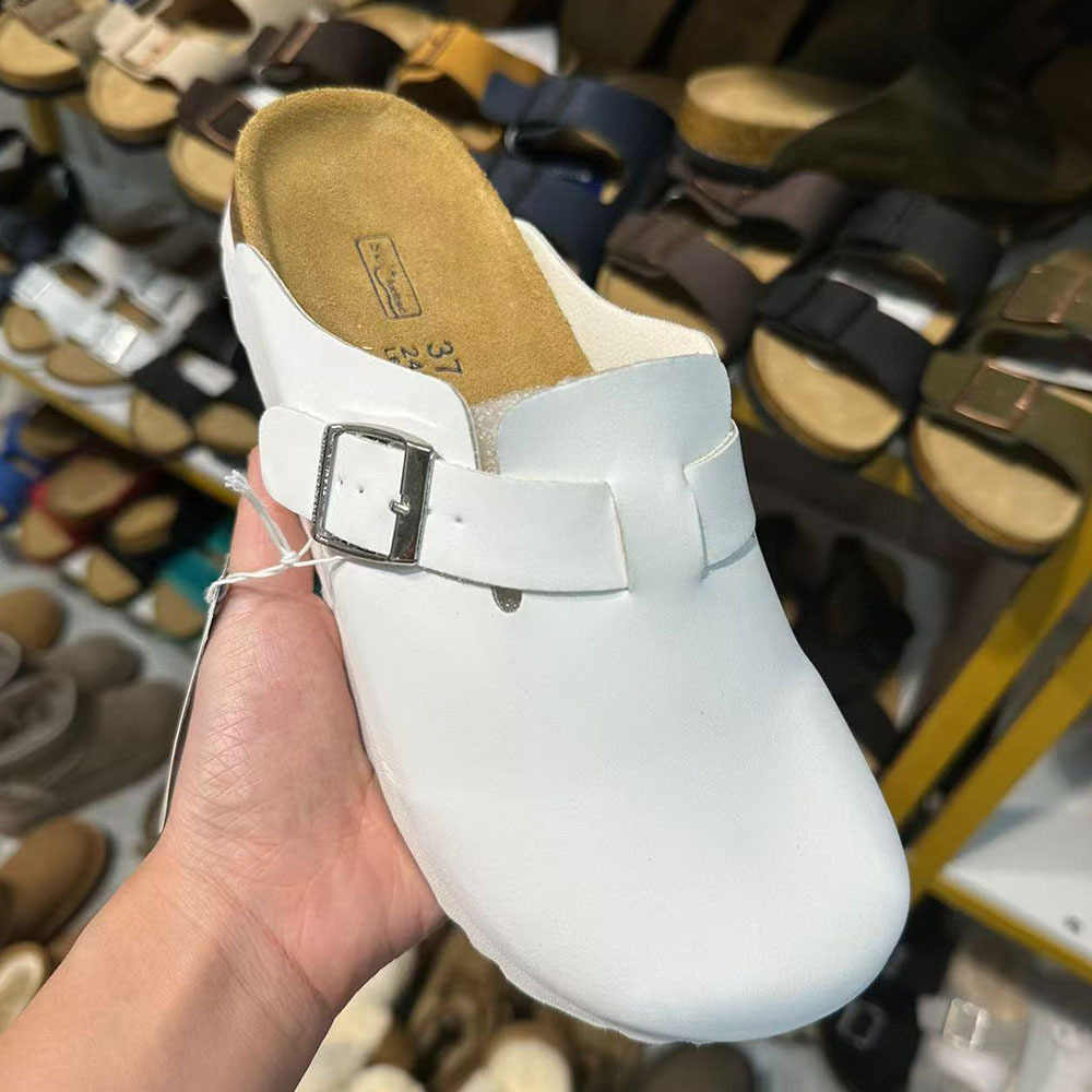 Surface en cuir blanc