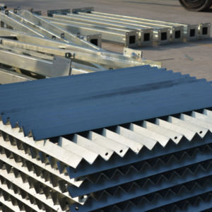 Structure de montage de panneaux solaires en acier Q235, système de support photovoltaïque pour projets solaires commerciaux et utilitaires - Product Image 1