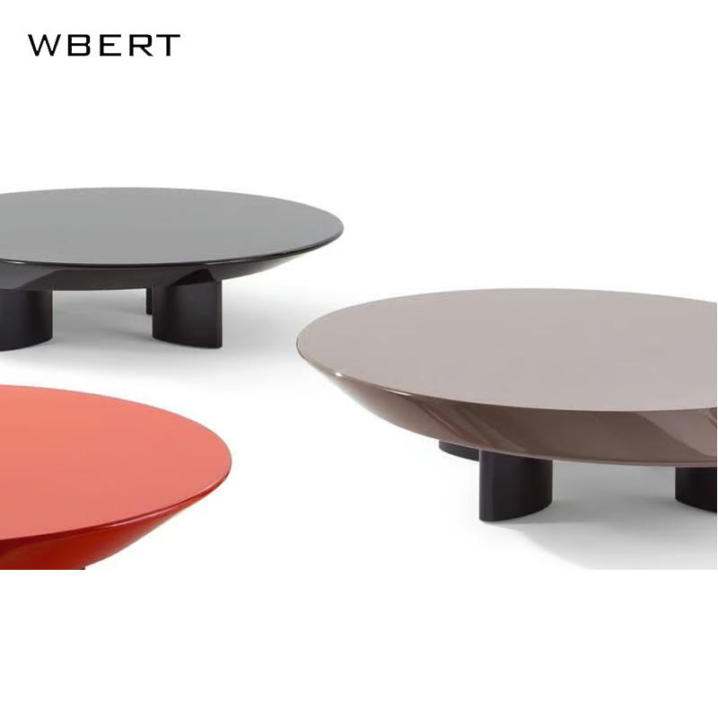 สีเทาเข้ม