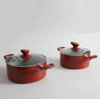 Marmite en aluminium robuste avec poignées ergonomiques, couvercle en verre trempé, chauffe uniforme, durable, compatible induction et gaz
