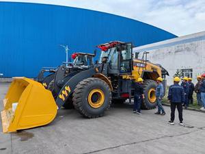 توجيه انزلاقية من العلامة التجارية الصينية الجديدة XC988 8 طن مع ملحق دلو المحرك الشهير - Product Image 3