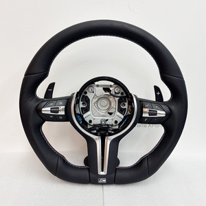 พวงมาลัยหุ้มหนัง BMW M Series สำหรับ M3 M4 M5 M6 X3 F10 F15 F20 E46 F22 F30 F32 G37 F34 F82 E36 E39 E60 G30 - Product Image 1