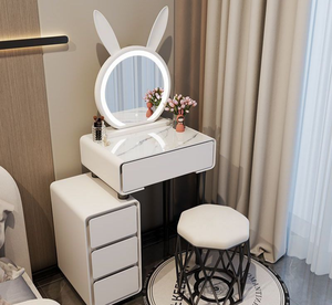 Coiffeuse intelligente avec chargeur sans fil, style nordique de luxe léger, moderne et simple, multifonctionnelle, pour chambre à coucher, modèle Princesse - Product Image 1