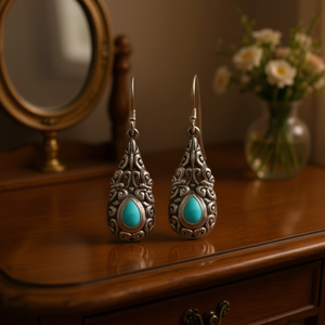 Boucles d'oreilles pendantes vintage E4577 en argent antique avec turquoise sertie, bijoux de mode pour femmes - Product Image 2