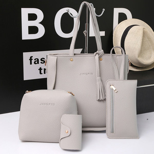 Borsa a tracolla in pelle di 4 pezzi con borsa a tracolla di marca firmata da donna - Product Image 3