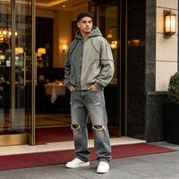 Sweat à capuche zippé vintage délavé pour homme avec franges brutes personnalisées et coutures apparentes, style streetwear