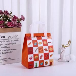 Tela Aislante Térmica Impermeable al por Mayor para Bolsas Refrigerantes para Comida para Llevar y Picnics con Divertido Diseño de Dibujos Animados - Product Image 4