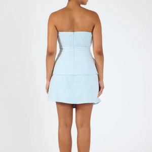 เดรสลำลองคอลเลคชั่นใหม่รับฤดูใบไม้ผลิ ดีไซน์หรูหรา สายคล้องคอ ผ้าคอตตอนป๊อปลิน ตัดเย็บทรงไม่สมมาตร มินิเดรสสำหรับงานปาร์ตี้ฤดูร้อนสำหรับผู้หญิง - Product Image 2