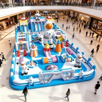 Parc de sport gonflable de qualité commerciale, grand château gonflable, aire de jeux rebondissante, imperméable, ignifuge, capacité de 100 personnes pour l'intérieur
