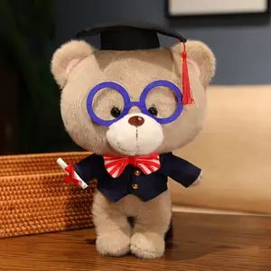 도매 미니 졸업 팬더 곰 봉제 동물 장난감 대량 고등학교 또는 대학 졸업 선물을위한 가운 및 안경