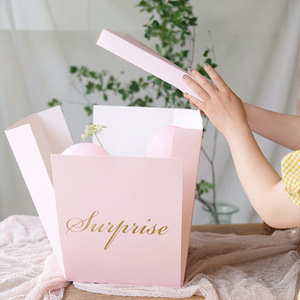 Wholesale Eco Friendly Square Birthday Explosion Box Surprise Flower Cake Packaging Box
