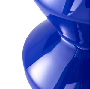 Mesa Auxiliar de Laca Hecha a Mano con Forma de Zigzag, Acabado Brillante Elegante, Diseño Artístico, Perfecta para la Decoración de la Sala de Estar - Product Image 3