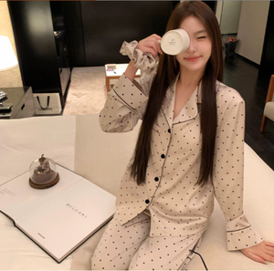 Nuovo stile a pois di <span class=keywords><strong>seta</strong></span> di ghiaccio in raso <span class=keywords><strong>camicia</strong></span> <span class=keywords><strong>da</strong></span> <span class=keywords><strong>notte</strong></span> <span class=keywords><strong>da</strong></span> <span class=keywords><strong>donna</strong></span> a maniche lunghe girocollo Set due pezzi - Product Image 3