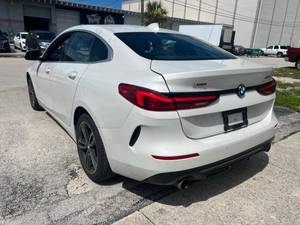 รถยนต์มือสองปี 2020 รุ่น 2 Series AWD 228i ซีดาน พวงมาลัยซ้าย ภายในเบาะหนังสีเข้ม ล้อแม็ก R18 เกียร์อัตโนมัติ 8 สปีด ระบบควบคุมความเร็วอัตโนมัติ หลังคาซันรูฟ ไฟ LED - Product Image 3