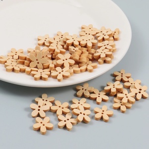 Wholesale Diy Handmade Craft Wooden Flower Buttons Cute Kids Wooden Buttons for Clothing