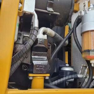 Mini-excavatrice SANY SY75C SY75 de 7,5 tonnes, 7 tonnes, 8 tonnes, qualité chinoise, en stock, bon état, à vendre, avec accessoire tarière - Product Image 3