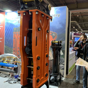 <span class=keywords><strong>20</strong></span> Toneladas Escavadeira Hidráulica Martelo Rock <span class=keywords><strong>Breaker</strong></span> para 320 PC200 PC210 SK210 EX200 - Product Image 5