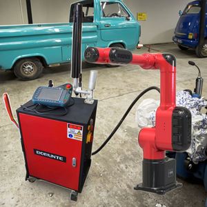 Robot de Pintura Industrial Borunte con Control PLC y Motor de 5 kW para Fabricación Automotriz de Alta Precisión - Product Image 2