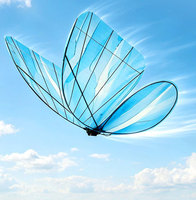 Ailes flottantes télécommandées d'un papillon volant, papillon bionique, papillon à vol simulé télécommandé