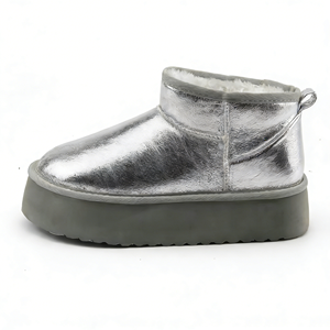 Stivali da Neve Metallizzati Argento per Donna, ODM/OEM, in Pelle di Pecora, Suola Spessa, Impermeabili, Termici, Antiscivolo, Stivaletti alla Caviglia - Product Image 4