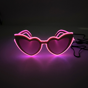 Gafas de Sol Retro de Corazón Rosa con Luces <span class=keywords><strong>LED</strong></span> Intermitentes para Mujer, Accesorios para Despedidas de Soltera, Decoraciones de Boda y Día de San Valentín - Product Image 5