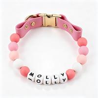 Vente en gros de perles à rivets en PVC souple colorées personnalisées, motifs lettres, dessins animés classiques, modernes, réglables pour chats et chiens