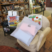 Sacs de rangement pour t-shirts avec logo imprimé personnalisé, en plastique PE transparent mat givré, refermables, jetables et réutilisables pour l'emballage de vêtements