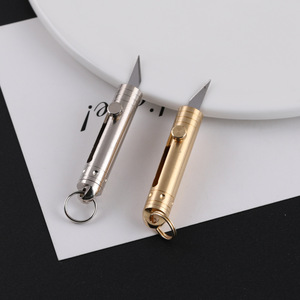 Porte-clés couteau de poche à ressort Tang Sanjiang en laiton pour ouvrir les colis, artisanat et bijoux DIY - Product Image 1