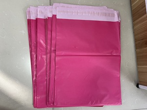 Bolsa de polietileno de color rosa para envíos, precio de fábrica, entrega rápida, venta al por mayor, envío postal, impermeable, bolsa de embalaje de plástico. - Product Image 2