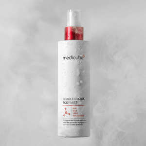 Medicube RED CLEAR CICA Body Mist 200มล.-Non-comedogenic Moisturizing Body Spray with Aloe Vera - Korean All-over Care - Product Image 5