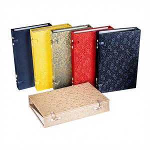 Coffret <span class=keywords><strong>de</strong></span> quatre boîtes à livres en papier sur mesure, cousues à <span class=keywords><strong>la</strong></span> main, style antique, pour arbres généalogiques et genealogies, fabriqué en Chine, personnalisable - Product Image 1