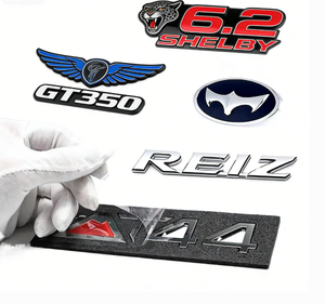 Emblema <span class=keywords><strong>Auto</strong></span> 3D Personalizzato in Offerta, Adesivo Badge Personalizzato <span class=keywords><strong>per</strong></span> Tuning e Decorazione Esterna dell'<span class=keywords><strong>Auto</strong></span>, Adattabile Universalmente - Product Image 4
