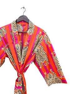 ชุดกิโมโนผ้าฝ้ายพิมพ์ลายดอกไม้สำหรับผู้หญิง ทรงหลวมใส่สบาย เหมาะสำหรับใส่พักผ่อนและสวมใส่ตอนกลางคืน - Product Image 3