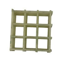 Carreaux de caillebotis en fibre de verre FRP Revêtement de sol pour bétail de garage Grilles d'incendie de camp Étapes d'échelle Drainage routier-Fibre de verre moulée