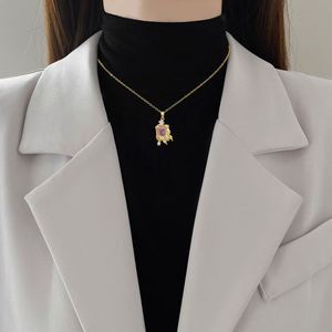 Collar de Acero Inoxidable con Colgante de Mariposa y Perla de Zirconia, Diseño Geométrico Moderno, No se Desvanece ni se Deslustra - Product Image 3