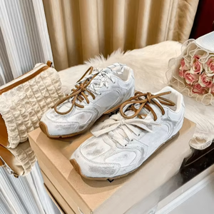 Zapatillas de Plataforma de Moda para Mujer MIU con Logotipo Personalizado 2025, Estilo Casual, con Diseño de Nave Espacial, para Caminar, Dropshipping para Hombre - Product Image 6