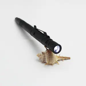 로고 새겨진 생존 전술 펜 멀티 자기 방어 도구 LED 빛
