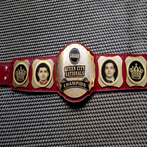 Ceinture de champion personnalisée avec sangle en cuir - Product Image 1