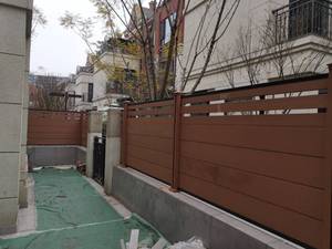 Thiết kế mới riêng tư Composite bài viết WPC hàng rào tường bảng điều khiển ngoài trời với mức giá tuyệt vời - Product Image 2