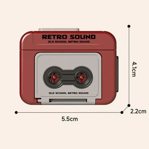 Mini Grabadora de Casete Retro con Llavero, Reproductor Portátil con Tres Canciones Chinas, Ideal para Regalo - Product Image 3